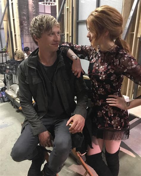 will tudor e katherine mcnamara bacio|Altro.